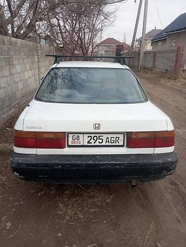 продаю или менаю: Honda Accord: 1991 г., 2 л, Ручные, Бензин, Седан — 4