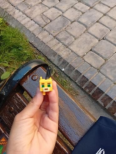 Подвеска-брелок в стиле Minecraft — мордочка рыжего кота (ойцелота)