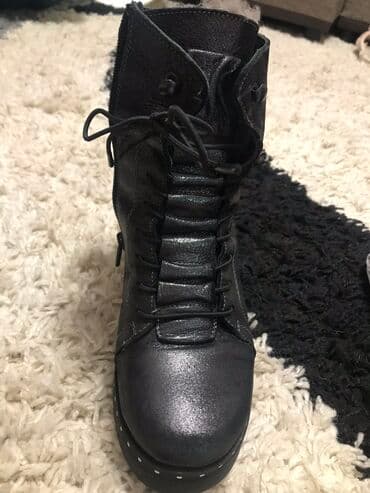 сапоги из натурального меха и кожи: Продаю зимние сапоги ортопеды,детские,размер 34,в идеальном — 2