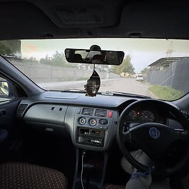 серве: Honda HR-V: 2000 г., 1.6 л, Вариатор, Бензин, Кроссовер — 6
