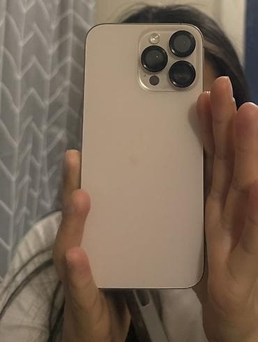 f7 pro: IPhone 16 Pro Max, Б/у, 256 ГБ, Серебристый, Чехол, 90 % — 1