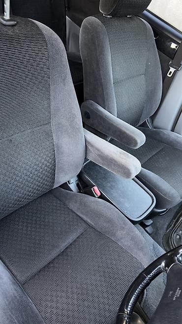 тойота ист калпак: Toyota Ipsum: 2005 г., 2.4 л, Автомат, Бензин, Универсал — 4