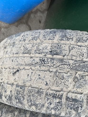 16 lt: Комплект автомобильных шин (2 шт.)

- Размер: 215/60 R16 1200сом — 3