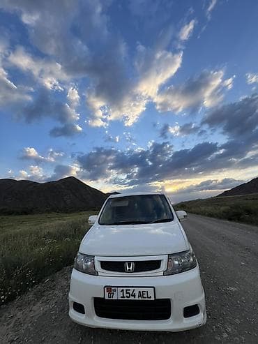 пневма сидения: Honda Stepwgn: 2004 г., 2 л, Автомат, Бензин, Минивэн — 2