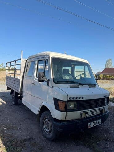 лобовое стекло виндом: Mercedes-Benz : 1986 г., 3 л, Механика, Дизель, Бус — 4