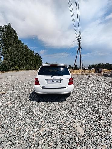 Toyota Kluger: 2001 г., 2.4 л, Автомат, Бензин, Кроссовер — 4