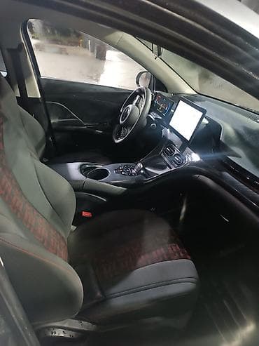 степ эреф 1: BYD E2: 2024 г., Электромобиль, Кроссовер — 9