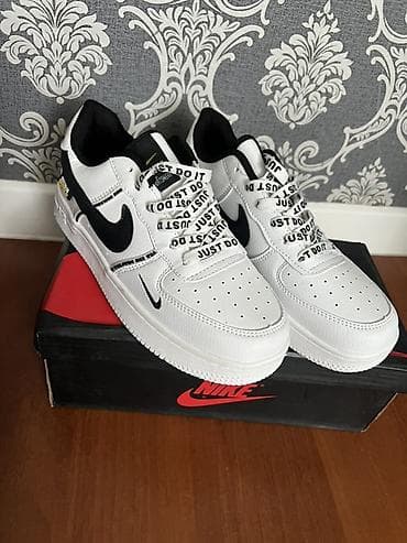 Мужские кроссовки, 40, Nike, Новый, цвет - Белый, Самовывоз, Платная доставка