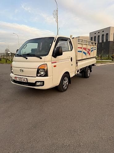 Транспорт: Легкий грузовик, Hyundai, Стандарт — 2