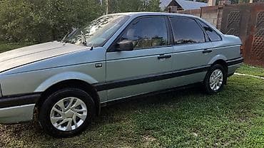 Унаа сатуу: Volkswagen Passat: 1991 г., 1.8 л, Кол менен иштөөчү, Бензин, Седан — 1