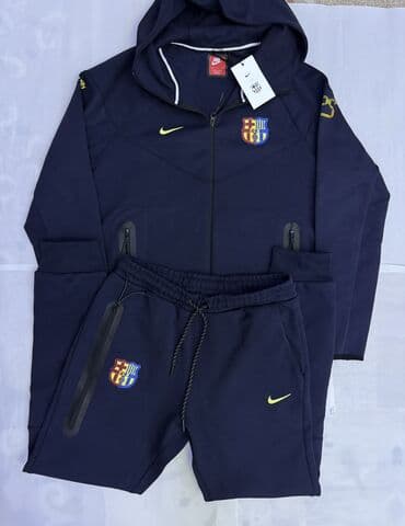 адидас спортивный костюм: Эркектердин спорттук костюму, S (EU 36), Nike, Жаңы, түсү - Көк, Өзү алып кетүү — 1