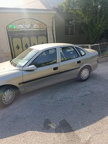 byd bot 384: Opel Vectra: 1997 г., 1.6 л, Механика, Бензин, Седан — 3