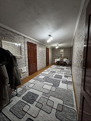 бишкек продаю дом село нижний алаарча: 🏡 Продаётся кирпичный дом на первой линии — отличная локация! 📍 — 7