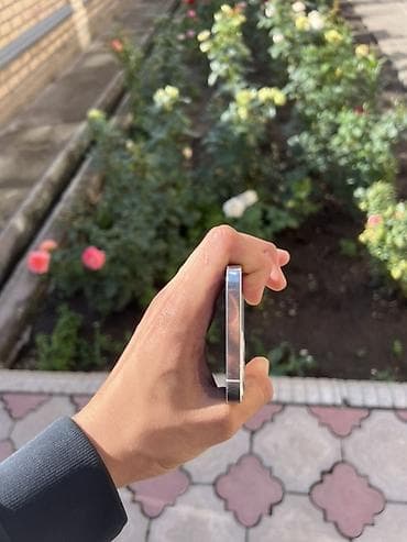 ПРОДАЮ 128 гб 78% все работает есть трещинка с краю экрана на работу — 4