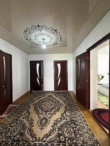 участки ак ордо: 📍 В Сокулуке от трассы 800 м продается дом на участке 7.5 соток, 110 — 8