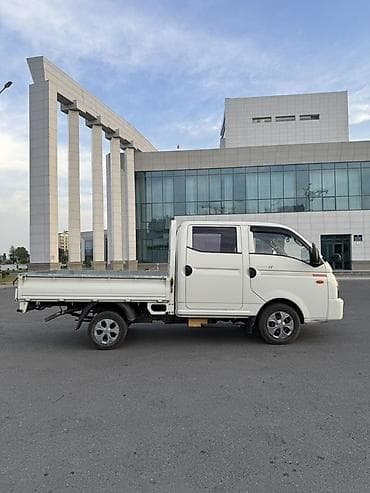 Продажа авто: Hyundai Porter: 2018 г., 2.5 л, Автомат, Дизель, Пикап — 2