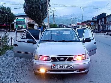 обмен на малолетражку: Daewoo Nexia: 2003 г., Механика, Седан — 9