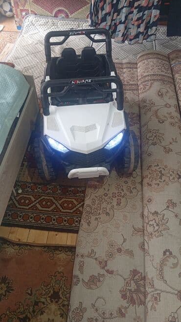 Детский электрокар, Б/у