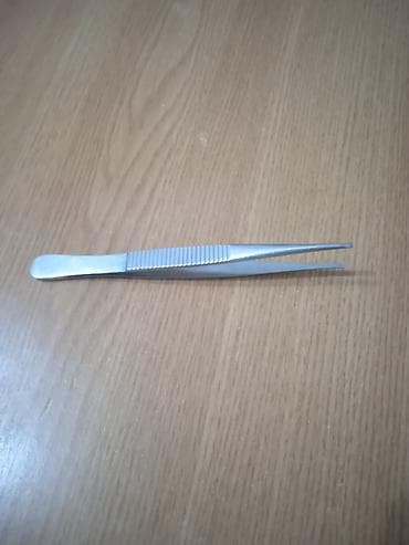 Продаю пинцет медицинский