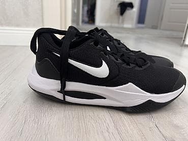 обувь жорданы: Nike precision 5
Размер 42
Волейбол — 3