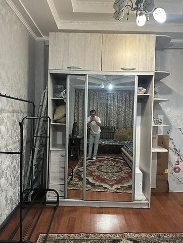 4 комнаты: 42 м², С мебелью — 8