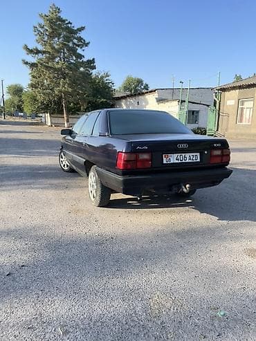 ключи машины: Audi 100: 1990 г., 1.8 л, Механика, Бензин, Седан — 9