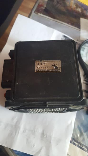 датчик спидометр: Mitsubishi Galant Carisma Lancer двигатель 1.8 расходомер — 1