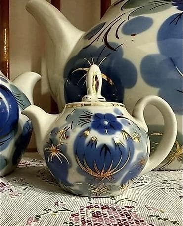 синий тазик: "Дружная семейка" чайников «Голубой цветок»: Папа - объем 3 л. — 3