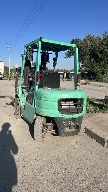 2т: Погрузчик, Mitsubishi, Колесный, Вилочный — 4