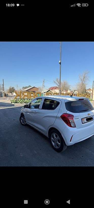 smart авто: Chevrolet Spark: 2021 г., 1 л, Автомат, Бензин, Хэтчбэк — 3