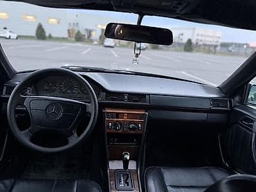 sprinter 315: Mercedes-Benz W124: 1995 г., 2.2 л, Автомат, Бензин, Седан — 6