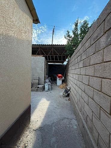 seven development: Срочно продаётся двухэтажный дом под бизнес Район: ж/м Ак-Ордо, ул — 10