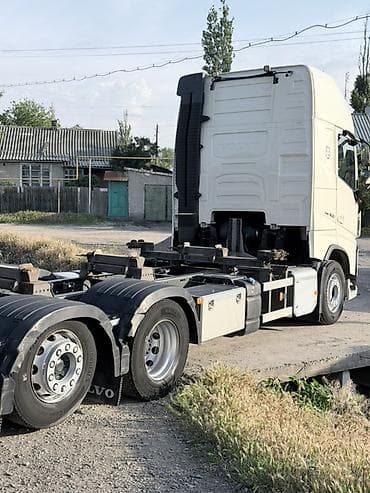 дверь на ниссан примера: Тягач, Volvo, 2020 г., Без прицепа — 7