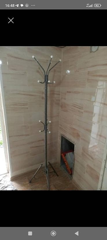 Качественные напольные вешалки в прихожую, коридор, для дома