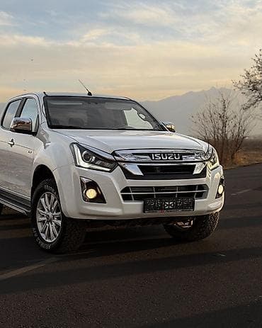 стаб: Isuzu D-Max: 2019 г., 2.5 л, Механика, Дизель, Пикап — 8