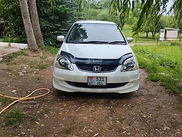 Honda Civic: 2004 г., 1.7 л, Вариатор, Бензин, Хэтчбэк at lalafo.kg Honda Civic: 2004 г., 1.7 л, Вариатор, Бензин, Хэтчбэк