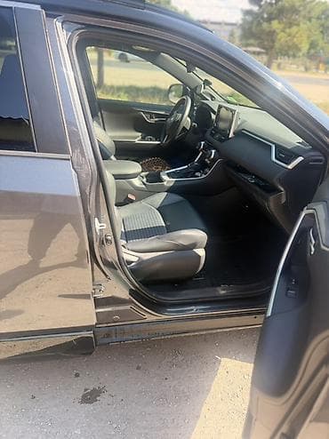 vin code: Toyota RAV4: 2020 г., 2.5 л, Гибрид, Кроссовер — 8