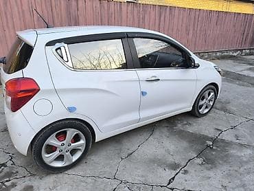 аудио системы: Chevrolet Spark: 2017 г., 1 л, Автомат, Бензин, Хэтчбэк — 4