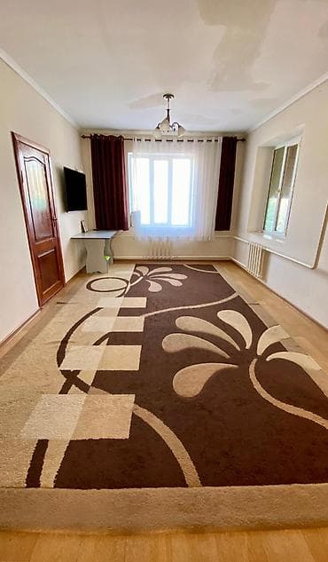 Вещи в роддом: Продаю добротный дом в с. Беш-Кунгей, в районе Роял Фиш 🐟. Участок 8 — 1