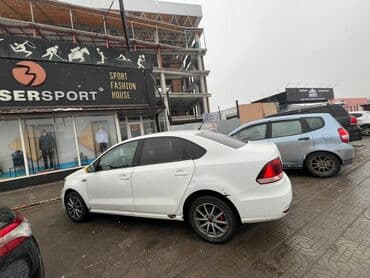 поло 2018: Volkswagen Polo: 2016 г., 1.6 л, Автомат, Бензин, Седан — 4