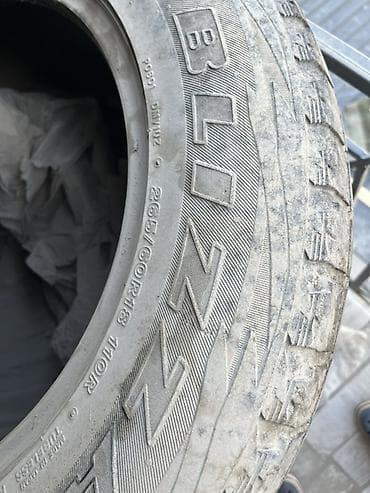 rf1 rf2: Шины 265 / 60 / R 18, Зима, Б/у, Комплект, Внедорожные (АТ/МТ), Bridgestone — 2