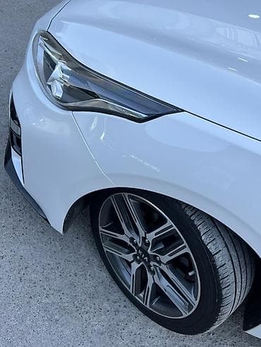 kia k7 2021: Kia K3: 2019 г., Седан — 5