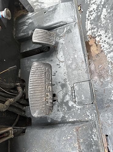 t 25: Погрузчик, 2005 г., Колесный, Вилочный — 9