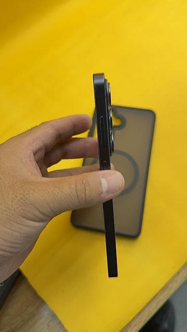 Samsung Galaxy S26, Колдонулган, 256 ГБ, 2 SIM — 9