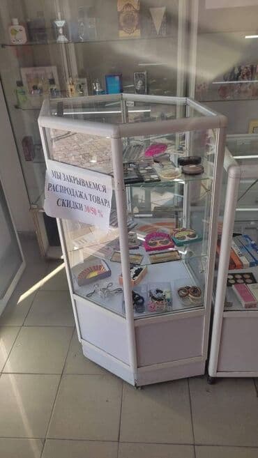 купить бу оборудование для производства полистиролбетона: Продаю 4 витрины для магазина/торговой точки В наличии 4 витрины в — 3