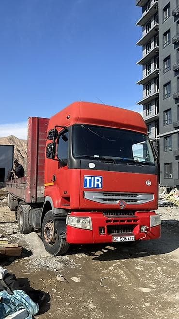 Тягач, Renault, 2006 г., Бортовой at lalafo.kg Тягач, Renault, 2006 г., Бортовой