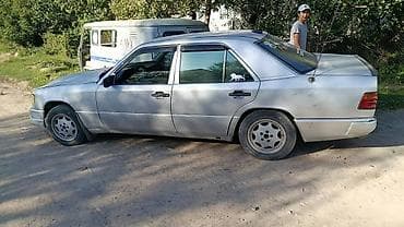 меерс 124: Mercedes-Benz W124: 1991 г., 2 л, Бензин, Седан — 3