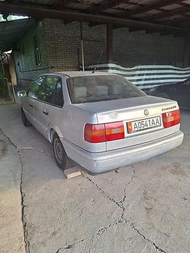 Продажа авто: Volkswagen Passat: 1994 г., 2 л, Механика, Седан — 4