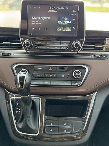 haima 3: Hyundai Grand Starex: 2019 г., 2.5 л, Автомат, Дизель, Минивэн — 8