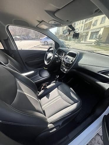eclipse cross: Chevrolet Spark: 2020 г., 1 л, Вариатор, Бензин, Хэтчбэк — 7